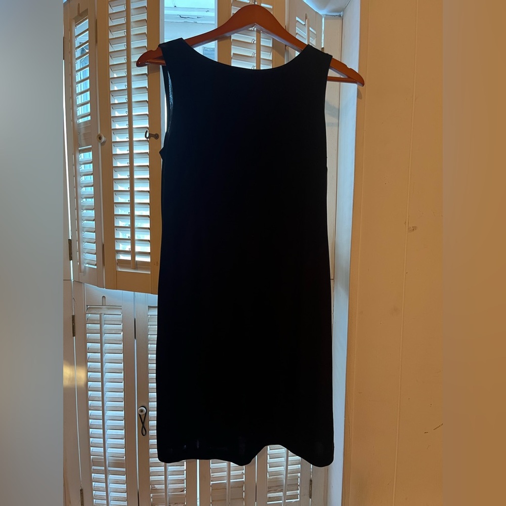 Perfect Little Black Dress! Black CDC Petites, Size 6,  Sheath Black Velvet.
